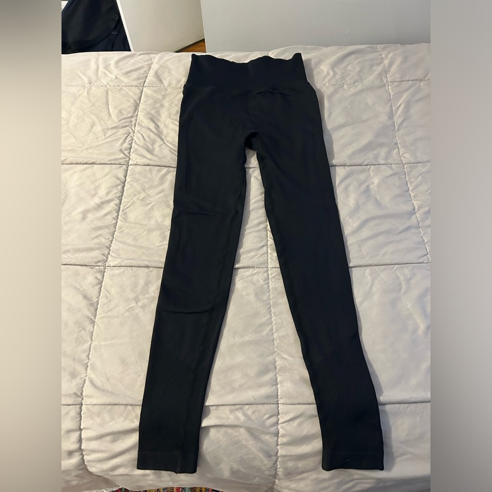 squat proof black leggings